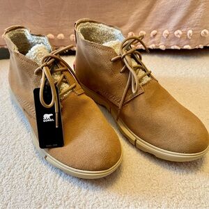 Sorel Light Brown Suede Lace-Up Boots